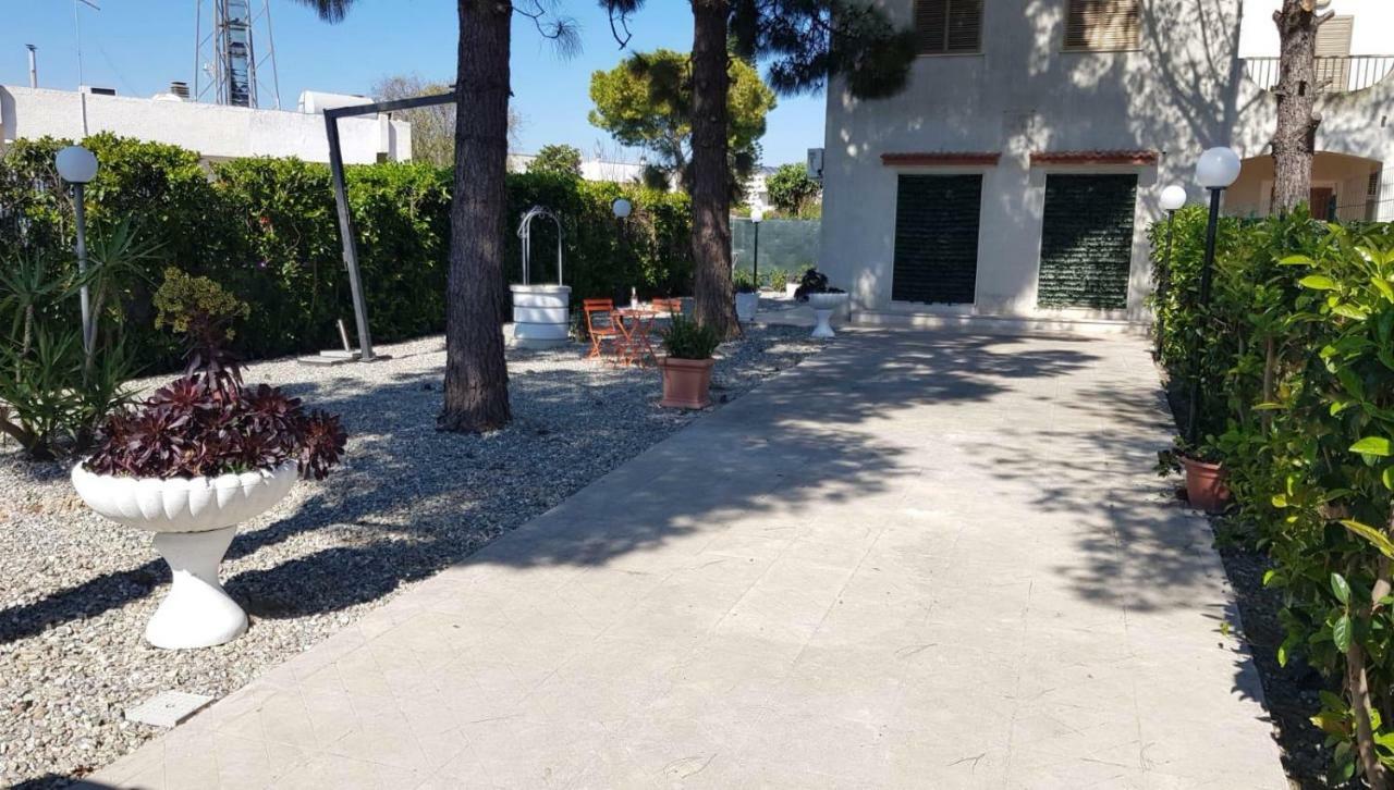 Villa Fioroni Leporano Exteriör bild